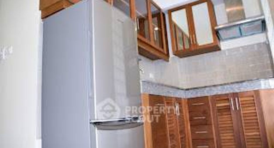 Condo en alquiler de 2 habitaciones en Sathon, Bangkok