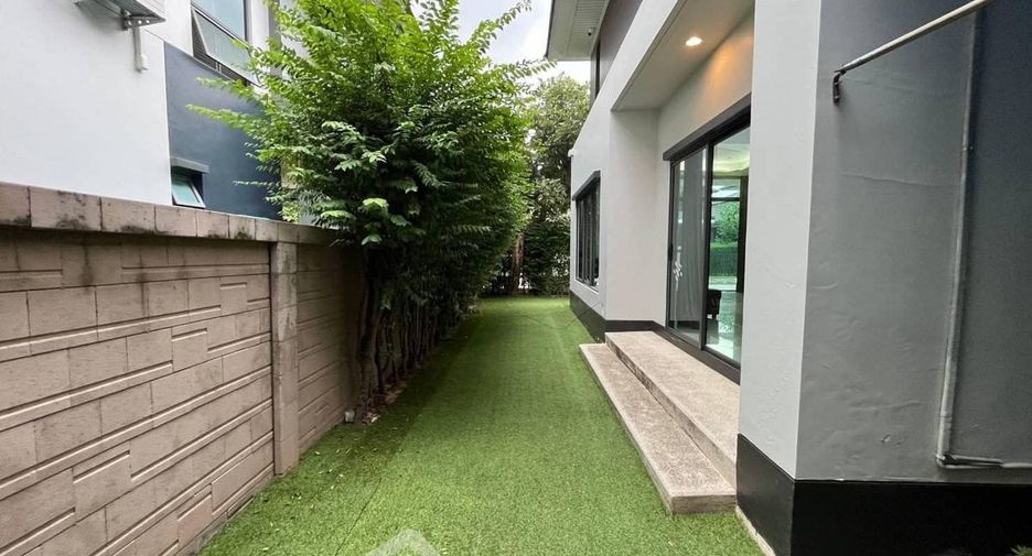 ให้เช่า 3 ห้องนอน บ้านเดี่ยว ใน บางกะปิ, กรุงเทพฯ