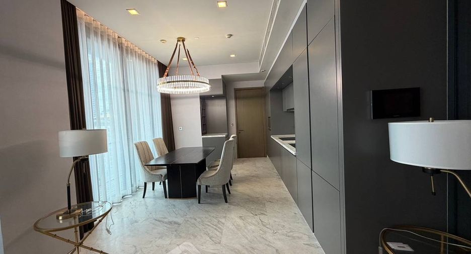 For rent 2 bedrooms condo in Watthana, Bangkok