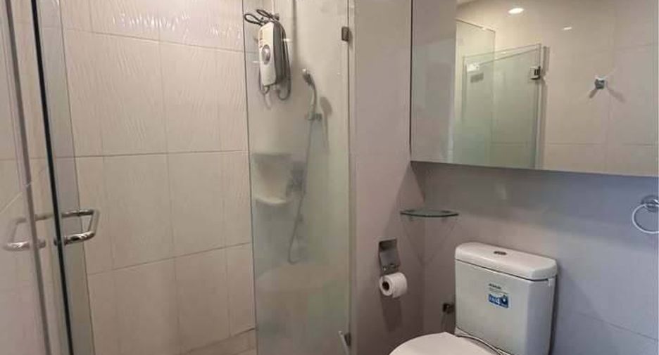 Condo en alquiler de 1 habitaciones en Huai Khwang, Bangkok