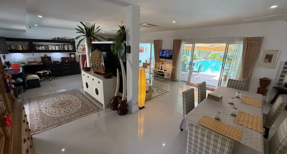 Villa en venta de 4 habitaciones en Hua Hin, Prachuap Khiri Khan