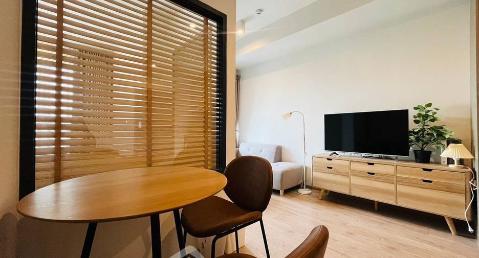 For rent 1 bed condo in Huai Khwang, Bangkok