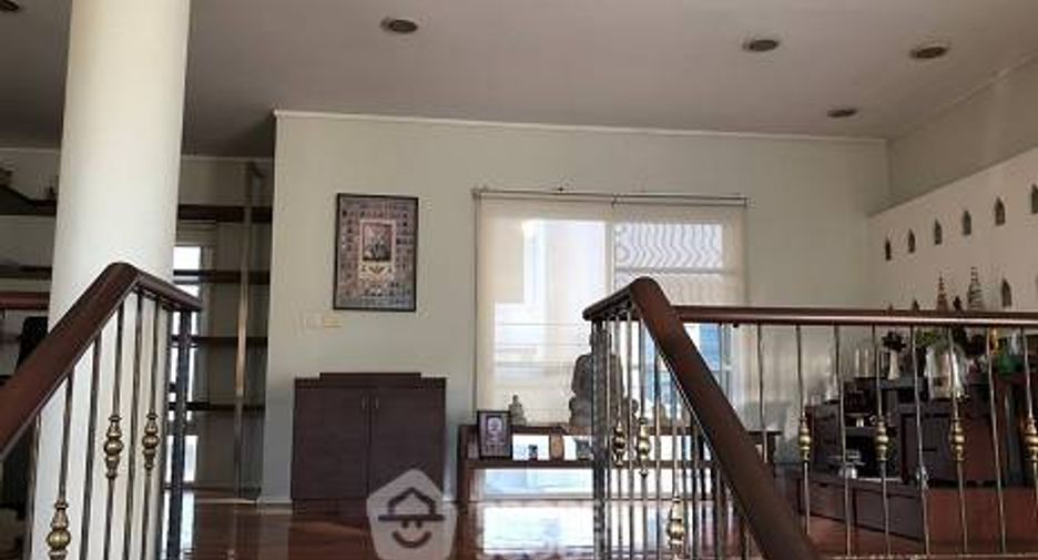 À vendre 4 chambres maison à Khan Na Yao, Bangkok