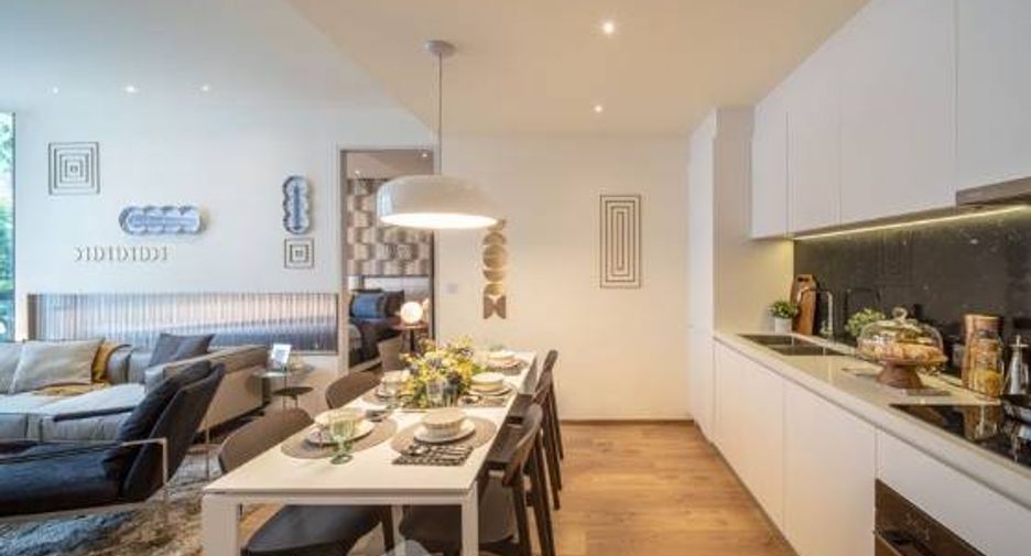 For sale 2 bedrooms condo in Watthana, Bangkok