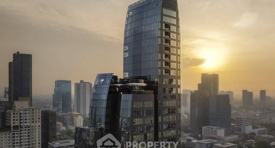 À vendre 3 chambres condo à Watthana, Bangkok
