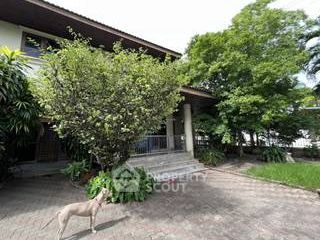 À vendre 6 chambres maison à Mueang Chon Buri, Chonburi