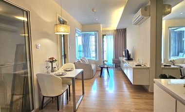 For rent and for sale 1 bed condo in Watthana, Bangkok