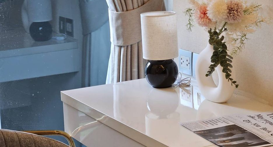 For rent and for sale 1 bed condo in Watthana, Bangkok