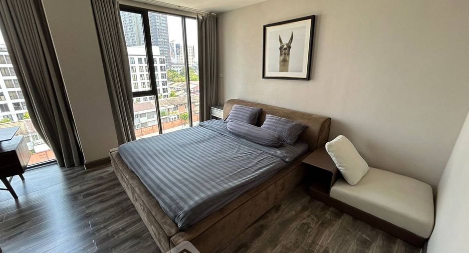 Condo en alquiler y en venta de 3 habitaciones en Watthana, Bangkok