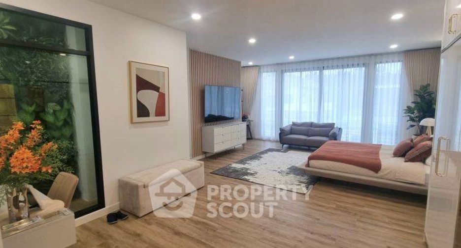 For rent and for sale 6 bedrooms house in Lat Krabang, Bangkok