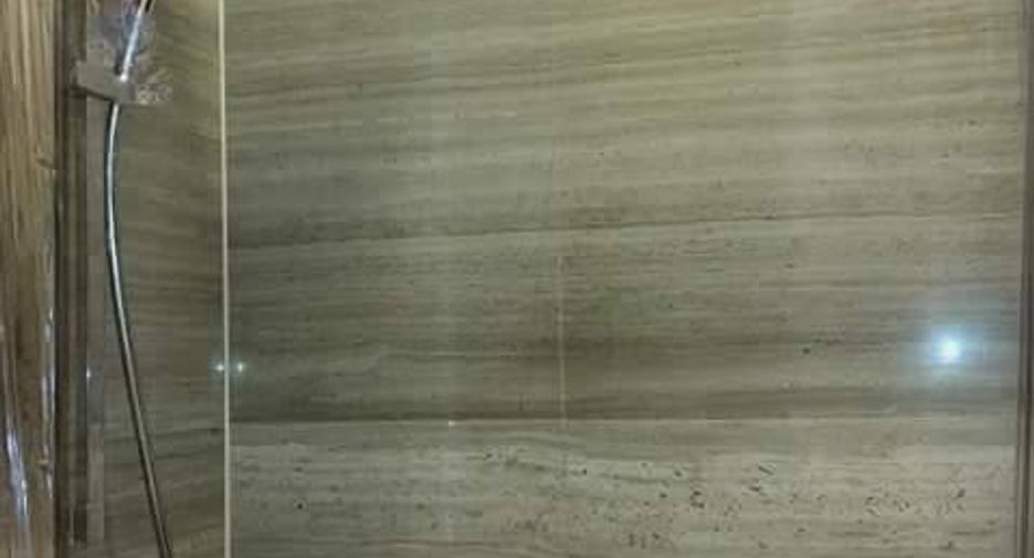 Condo en venta de 2 habitaciones en Khlong Toei, Bangkok