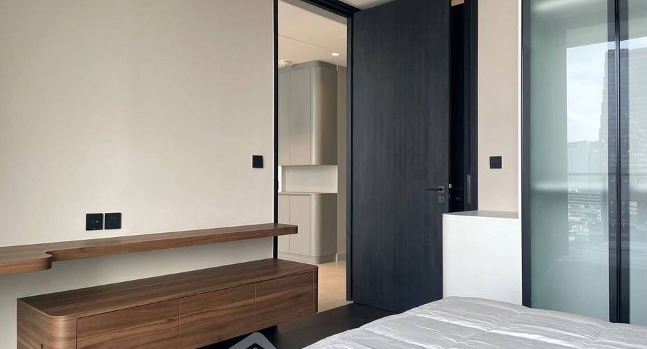 For sale 1 bed condo in Sathon, Bangkok