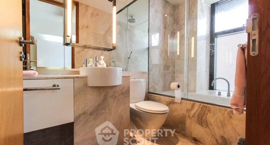 Продажа 2 спальни кондо в Сатхон, Бангкок