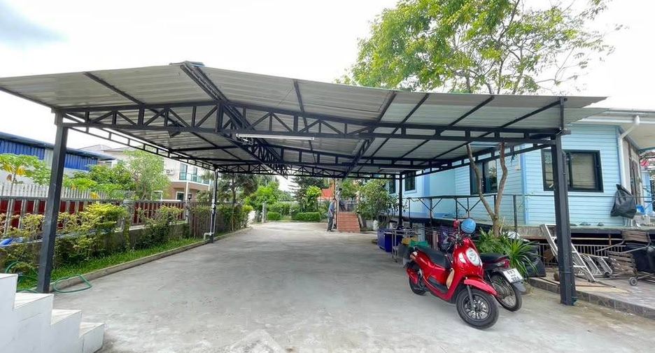 Haus zum Kauf mit 5 Zimmer in Si Racha, Chonburi