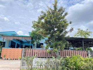 Haus zum Kauf mit 5 Zimmer in Si Racha, Chonburi