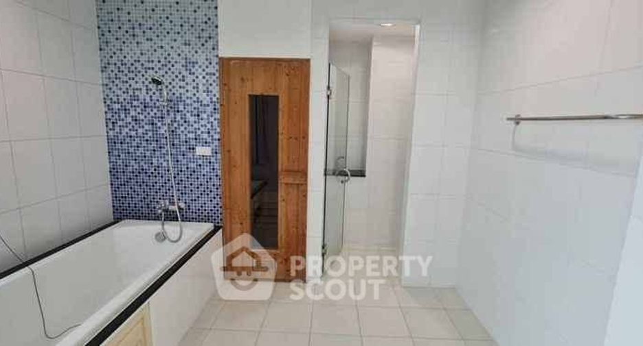 Haus zum Kauf mit 2 Zimmer in Mueang Chon Buri, Chonburi
