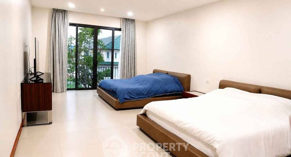 À vendre 4 chambres maison à Mueang Chon Buri, Chonburi