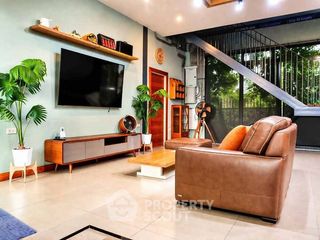 À vendre 4 chambres maison à Mueang Chon Buri, Chonburi