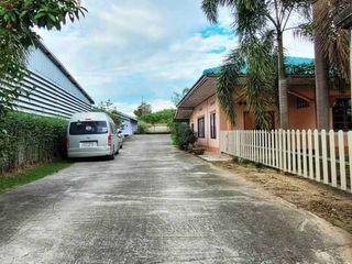 Haus zum Kauf mit 10 Zimmer in Si Racha, Chonburi