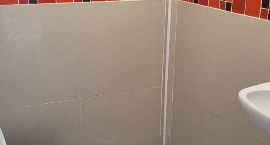 Haus zum Kauf mit 10 Zimmer in Si Racha, Chonburi