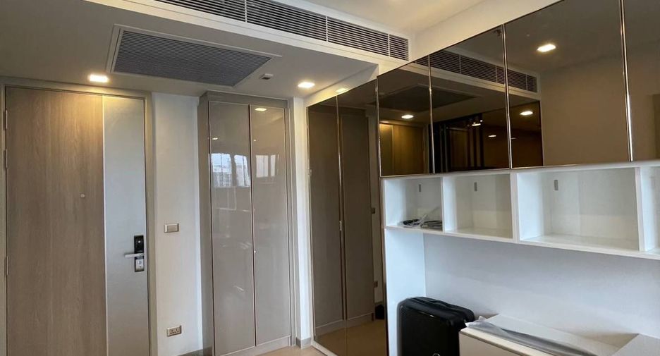 For sale 1 bed condo in Huai Khwang, Bangkok