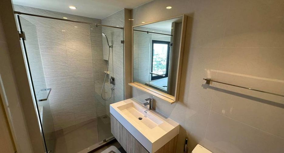 For sale 2 bedrooms condo in Watthana, Bangkok