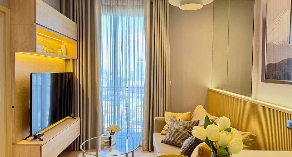 For rent and for sale 1 bed condo in Watthana, Bangkok