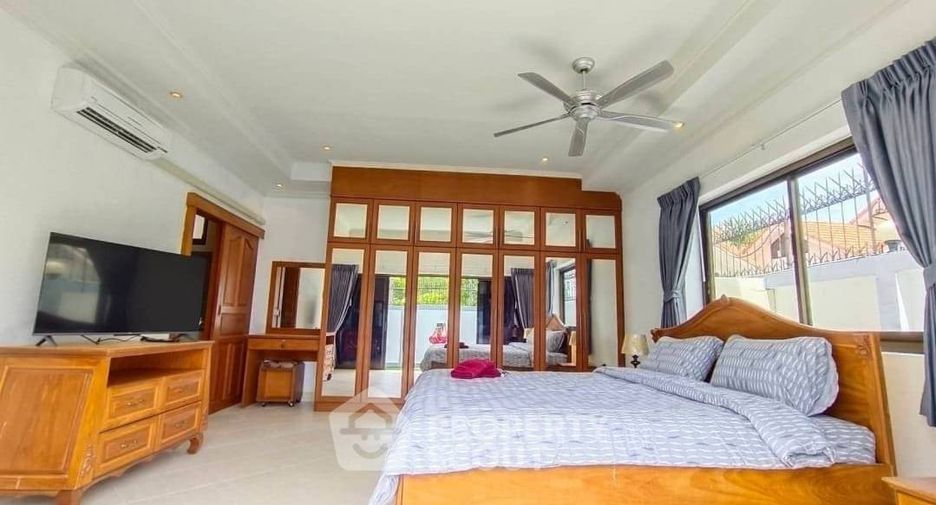 À louer et à vendre 3 chambres villa à Jomtien, Pattaya