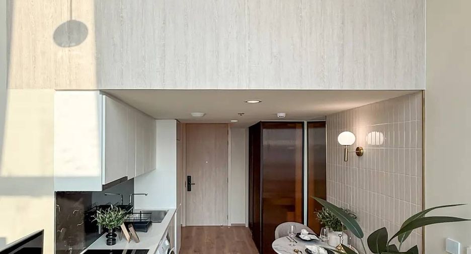 For sale 1 bed condo in Watthana, Bangkok