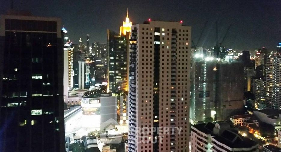 For rent そして for sale 2 ベッドルーム condo in Khlong Toei, Bangkok