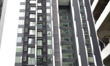 Аренда и продажа 2 спальни кондо в Кхлонг Тоеи, Бангкок