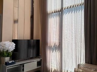 Продажа 2 спальни кондо в Ратчатхещи, Бангкок