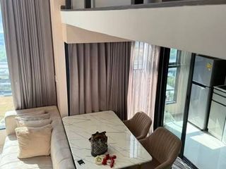 Продажа 2 спальни кондо в Ратчатхещи, Бангкок