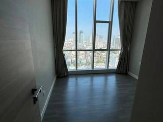 For sale 2 ベッドルーム condo in Thon Buri, Bangkok