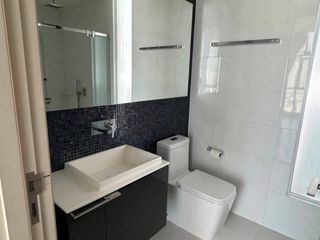 For sale 2 ベッドルーム condo in Thon Buri, Bangkok