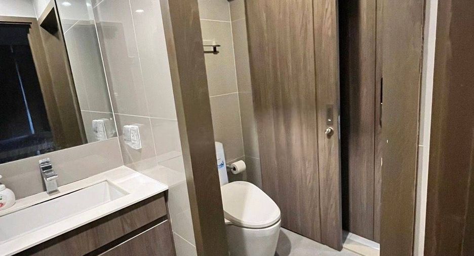 À vendre 2 chambres condo à Watthana, Bangkok