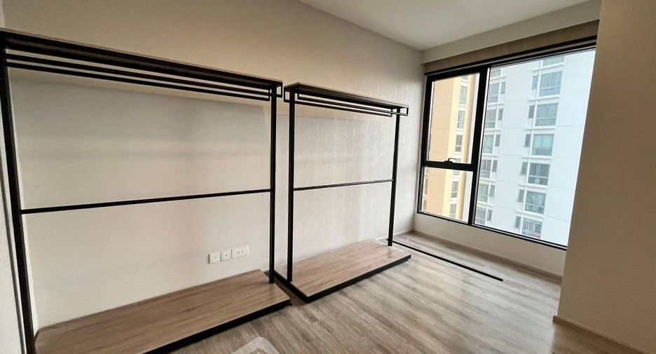 À vendre 2 chambres condo à Watthana, Bangkok