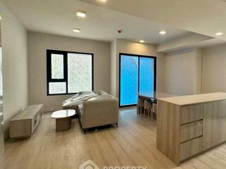Condo en venta de 4 habitaciones en Huai Khwang, Bangkok