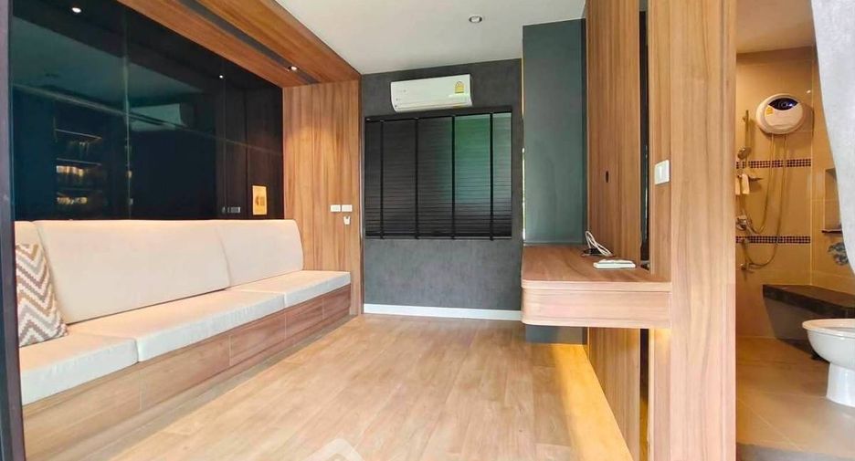 For sale 4 bedrooms house in Prawet, Bangkok