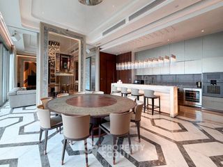 Condo en venta de 3 habitaciones en Khlong San, Bangkok