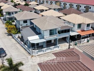 À vendre 7 chambres maison à Mueang Chon Buri, Chonburi