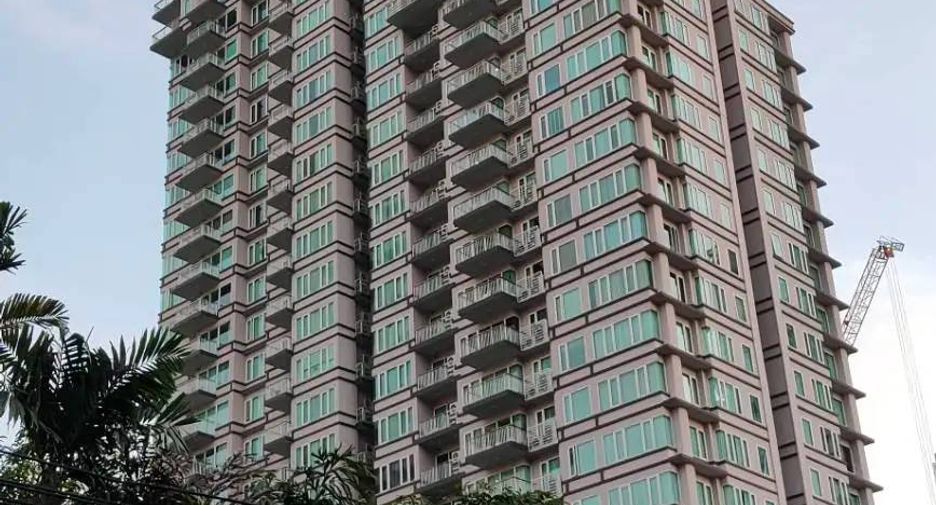 À vendre 2 chambres condo à Khlong Toei, Bangkok