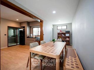For sale 4 ベッドルーム house in Bang Kapi, Bangkok