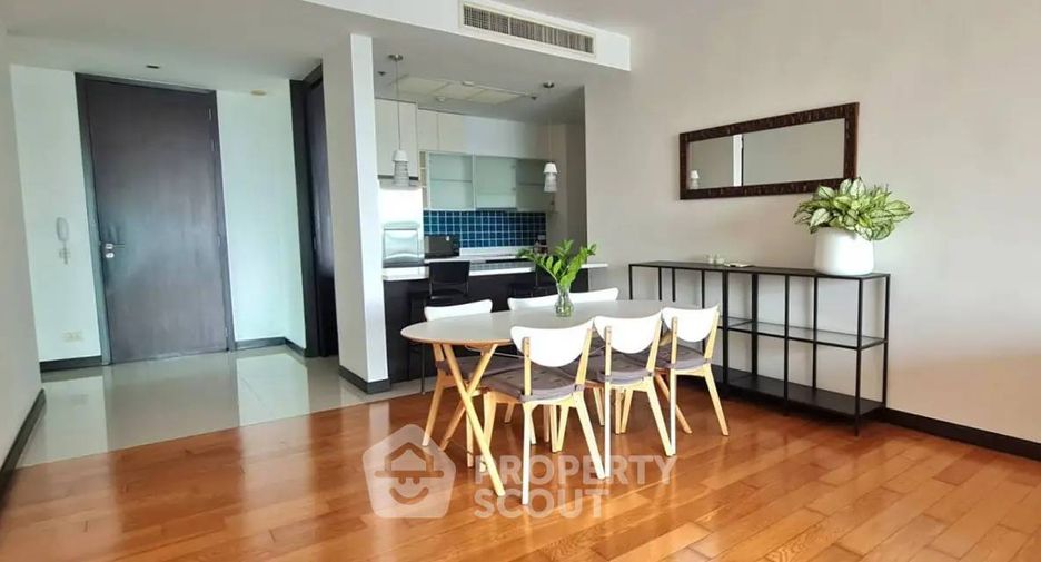 À vendre 3 chambres condo à Yan Nawa, Bangkok