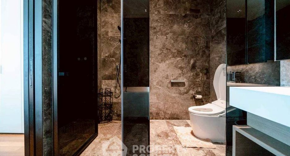 À vendre 1 chambre condo à Khlong San, Bangkok