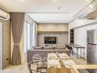 Продажа 2 спальни кондо в Ратчатхещи, Бангкок