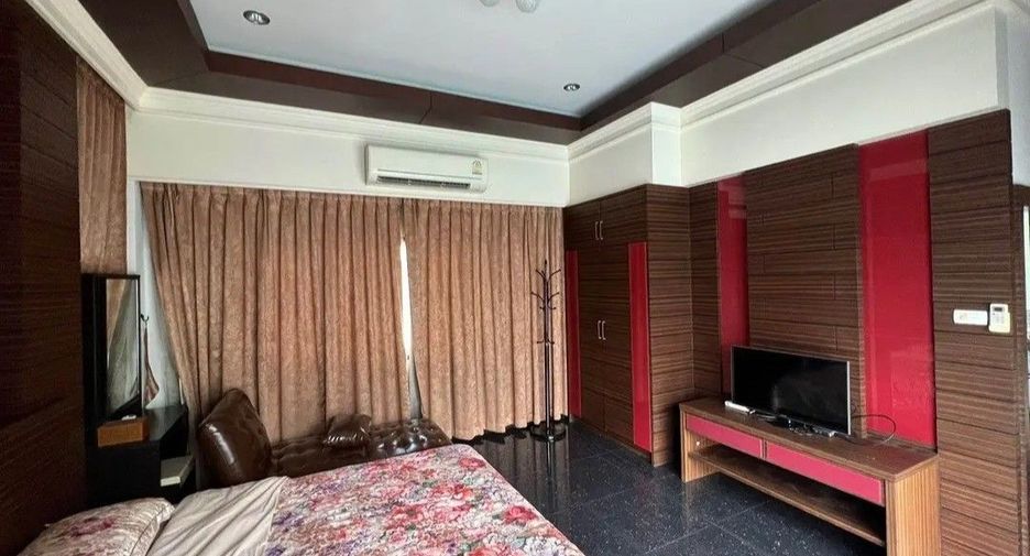 Villa zur Miete mit 5 Zimmer in Huay Yai, Pattaya