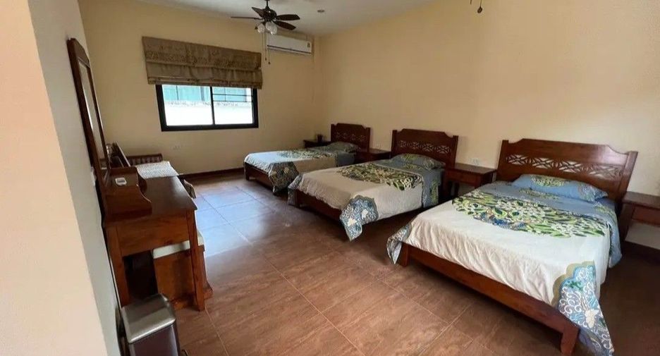 Villa zur Miete mit 5 Zimmer in Huay Yai, Pattaya