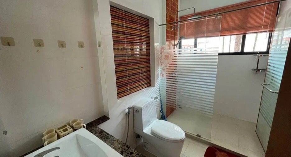 Villa zur Miete mit 5 Zimmer in Huay Yai, Pattaya