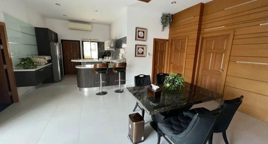 Villa zur Miete mit 5 Zimmer in Huay Yai, Pattaya